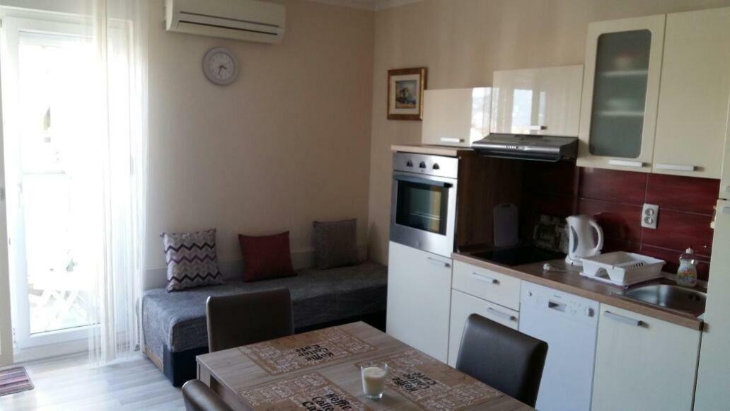 Apartment Oli Split Bagian luar foto