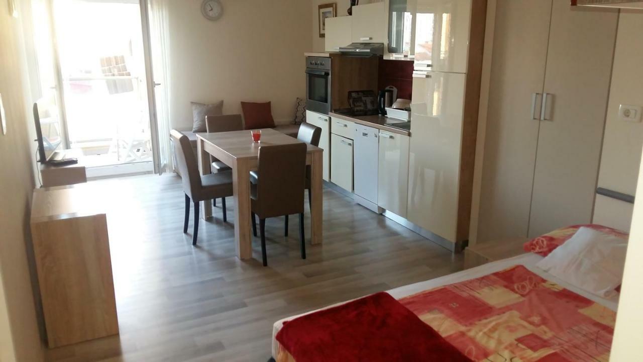 Apartment Oli Split Bagian luar foto